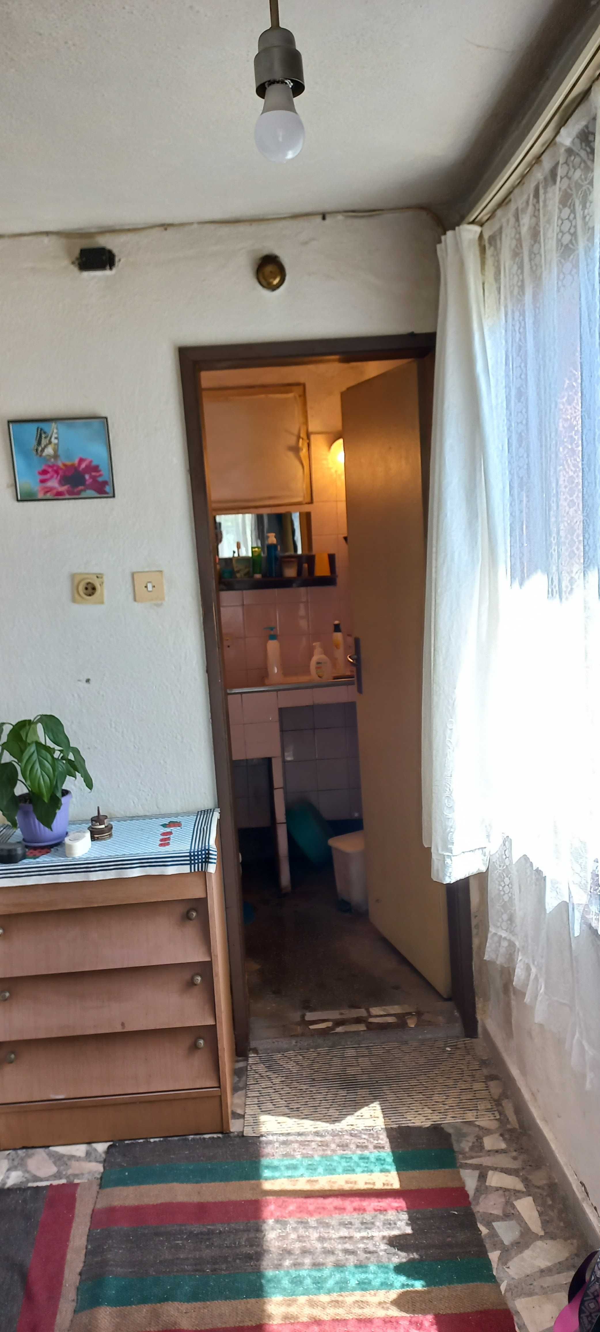 Продавам къща с.Николаевка Варна