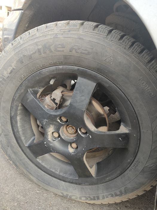 Диски с резиной зима R-15