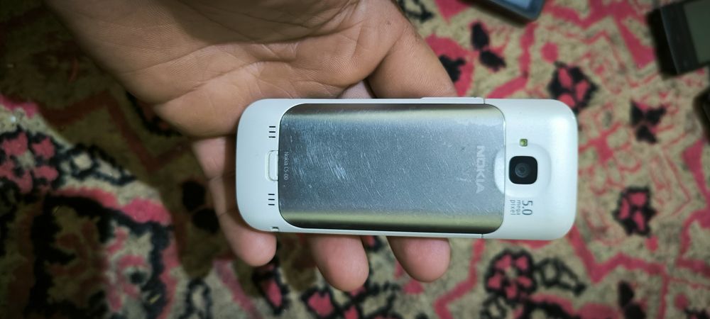 Nokia c5 holati yangidek ishlashi zor