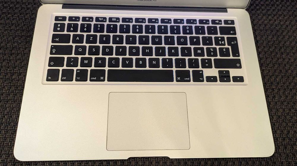 Laptop MacBook Air 2014 13-inch i5