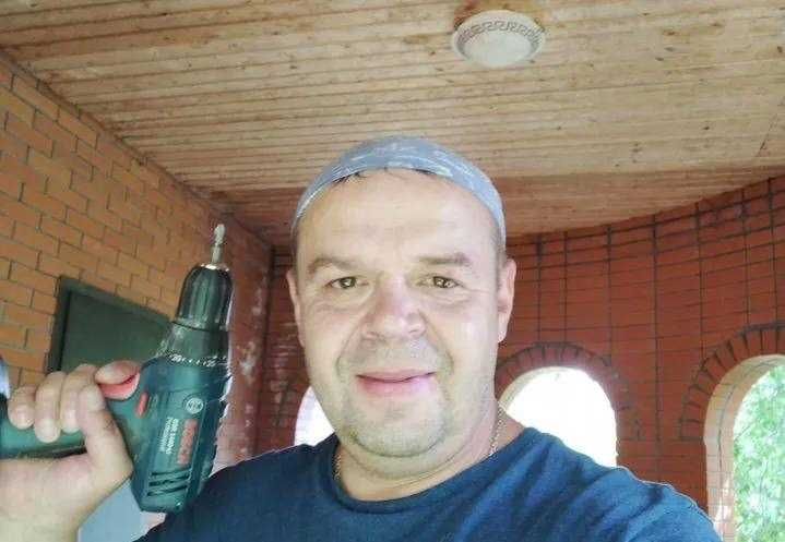 Муж на час: мелкий срочный ремонт от опытного плотника!