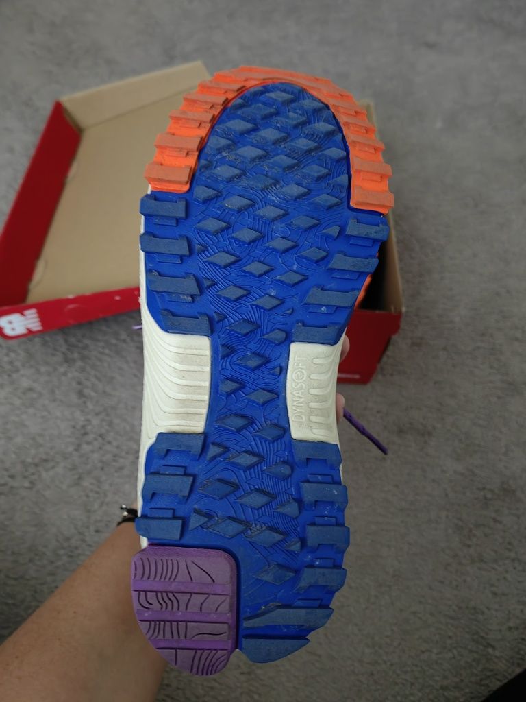 Маратонки New Balance