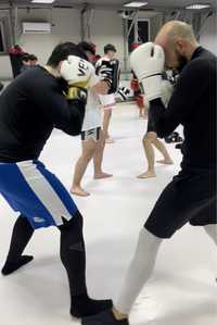 Antrenor personal Kickboxing, MMA, Box sau Muay Thai