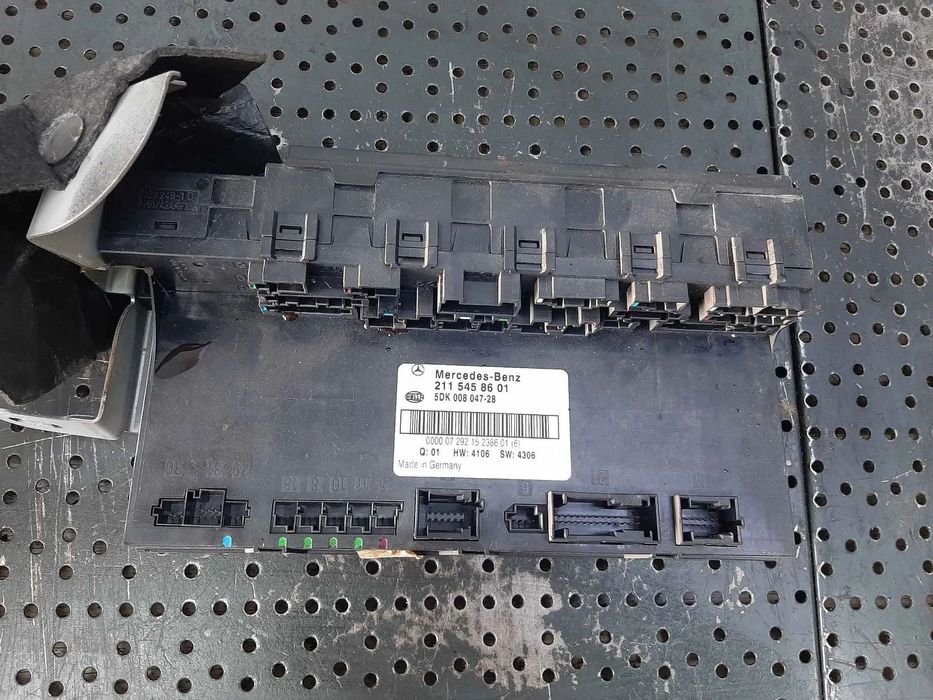 panou sigurante 2.2 cdi  mercedes  e-class w211  2115458601