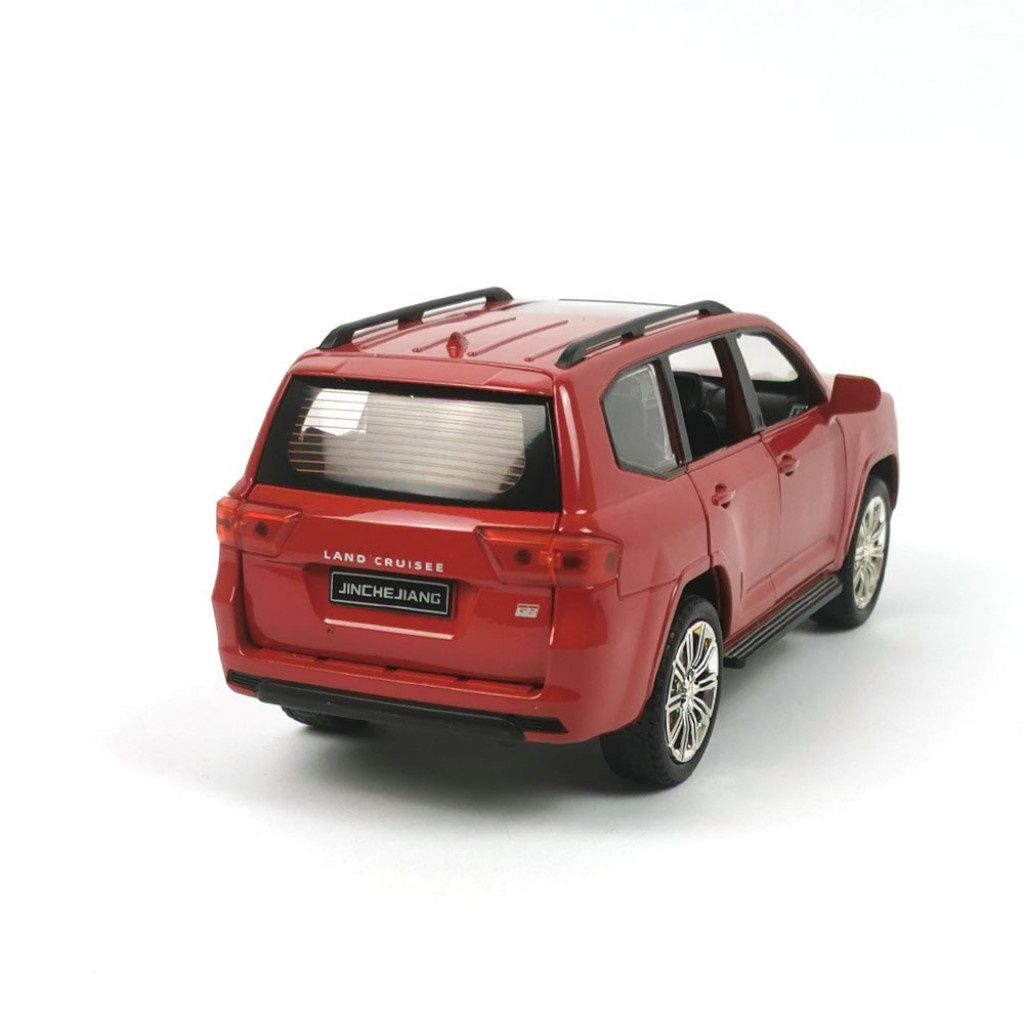 Реалистичен метален джип 1:24 - Звук и светлина TOYOTA