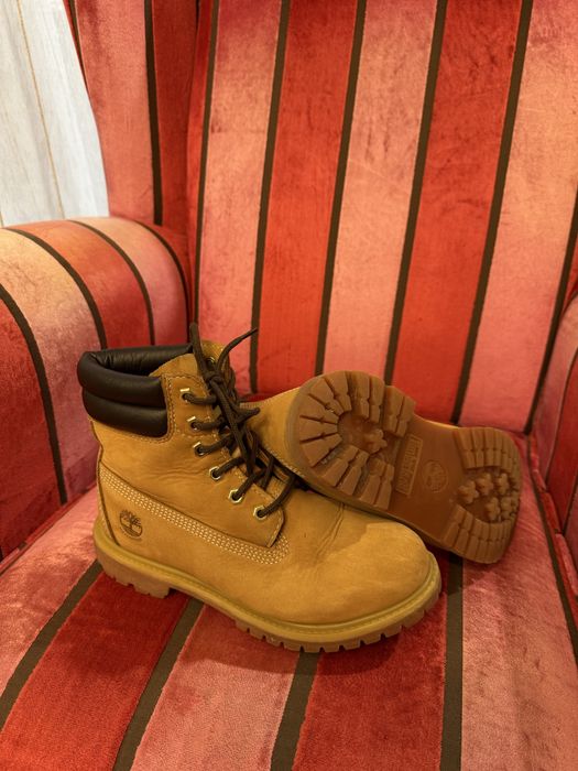 Маркови обувки и маратонки различни размери