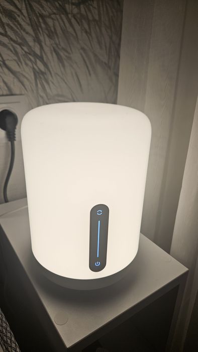 Лампа Xiaomi Mi Bedside lamp 2