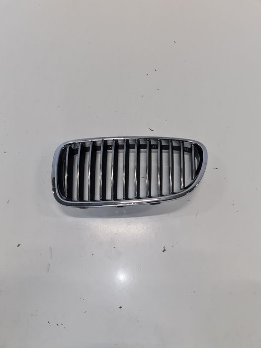 Grila bară fata stanga șofer BMW seria 5 F10 F11 / cod-51137200727 OEM