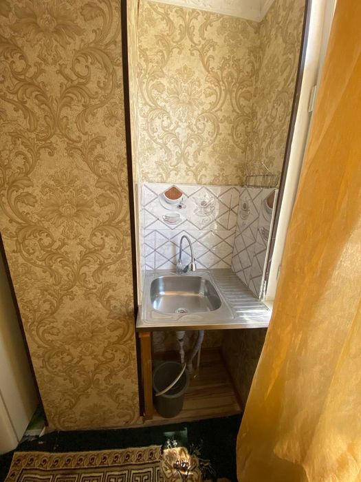 Квартина 1 хона безмаклер