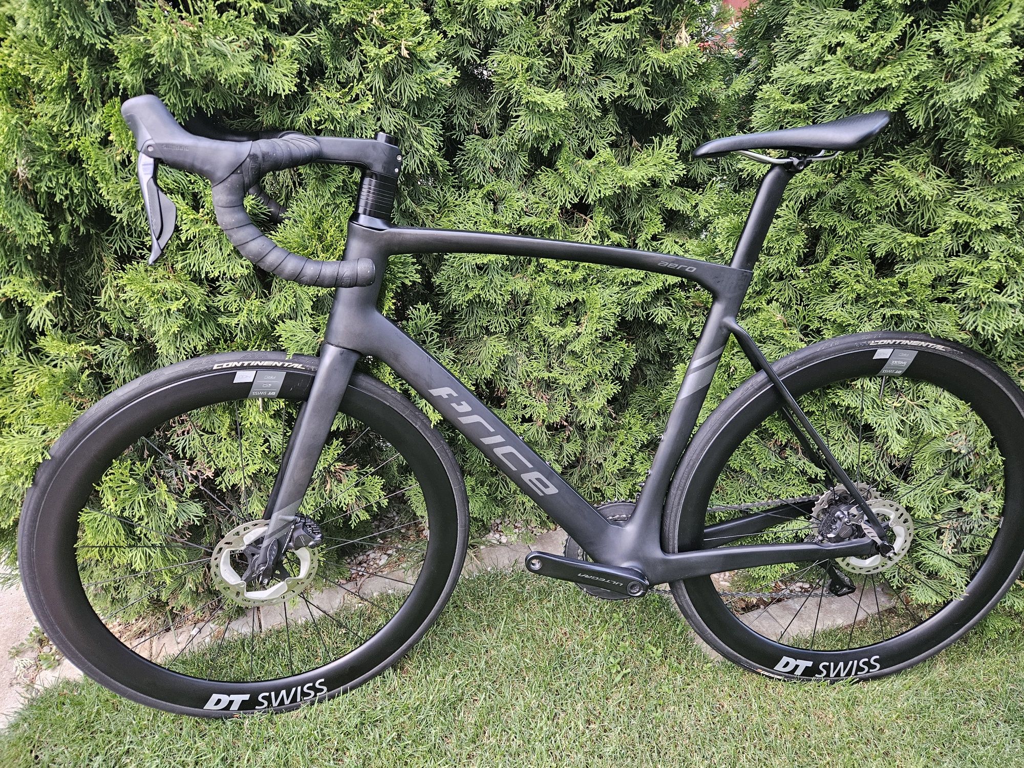 Bicicleta aero carbon 2x12 di2 2024, DT Swiss ARC 1400