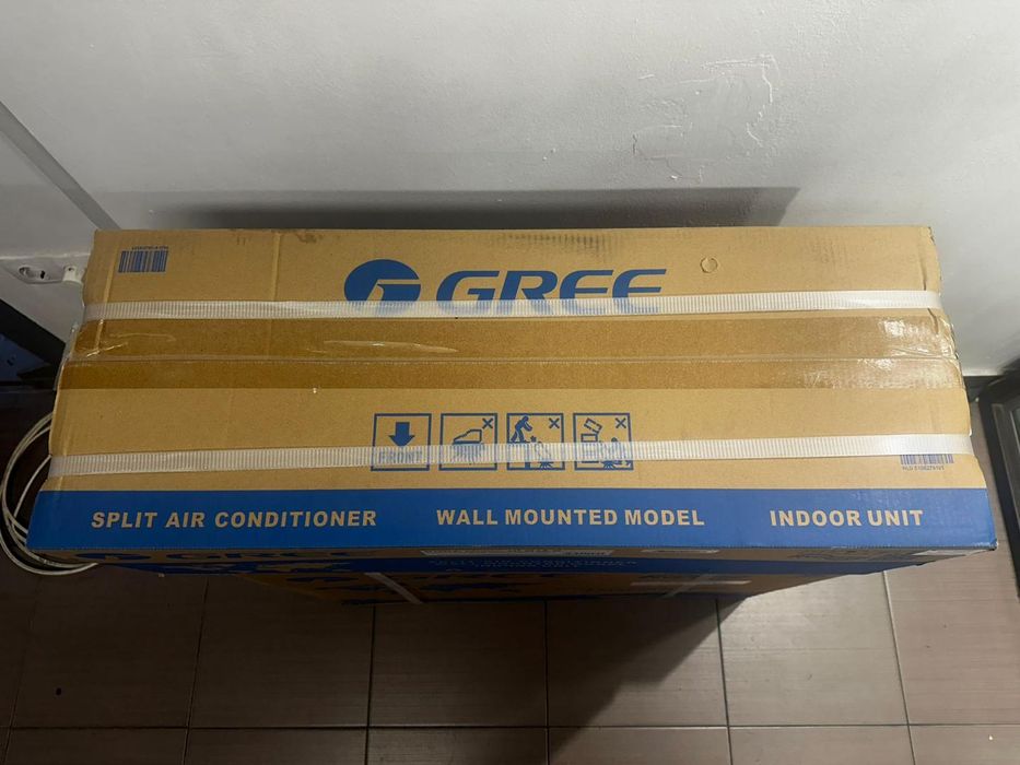 Aparat de aer contitionat Gree UEG12BP, 12000 BTU -T-