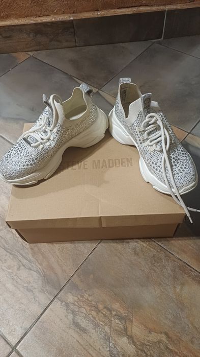 Сникърси Steve Madden,37 номер
