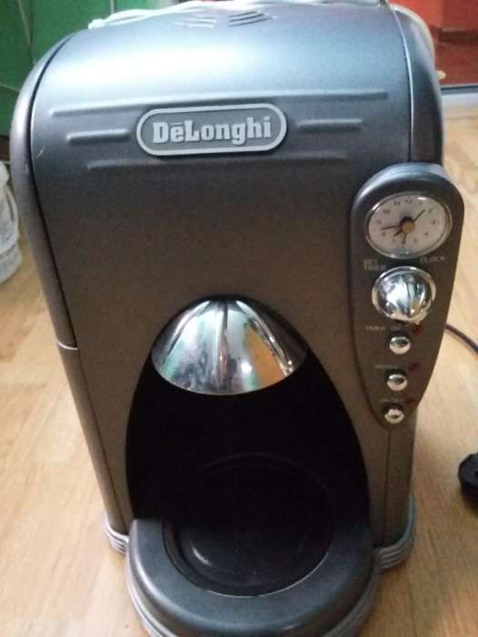 vind cafetiera DELONGHI MODEL ICM80 fara cana,pentru piese