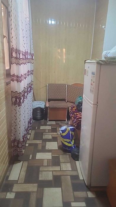 Uy sotiladi, 3 xonali, g'ishtli, Buxoro shahar