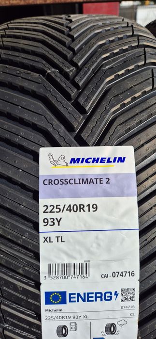 225 40 19 Michelin Allseason
