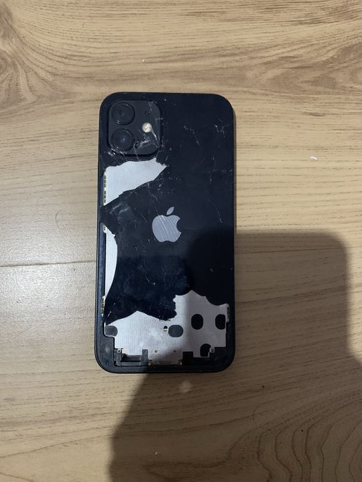 iphone 12 pentru piese