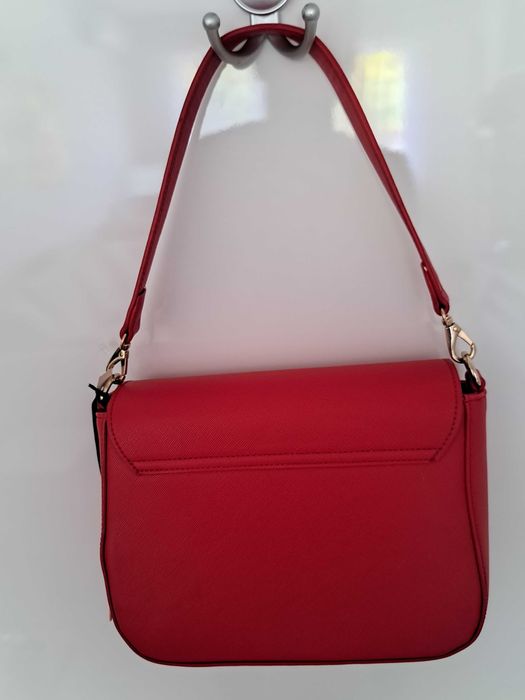 Vand geanta de umar Valentino Divina Rosso - noua