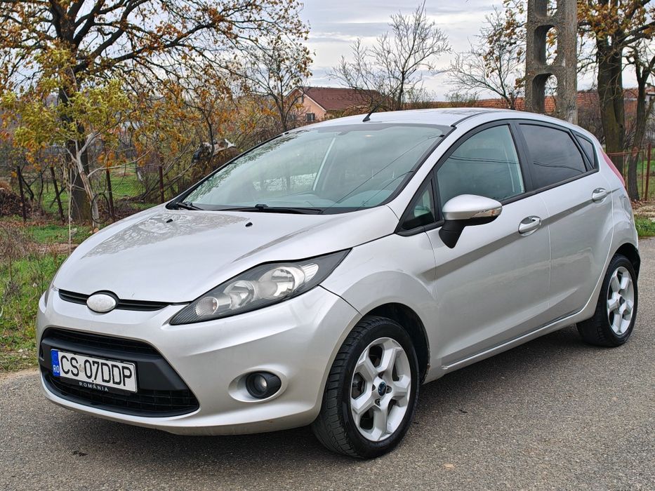 Vand Ford fiesta 1.4 tdci