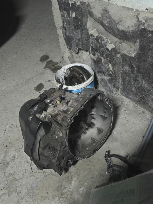 Каропка камри 35