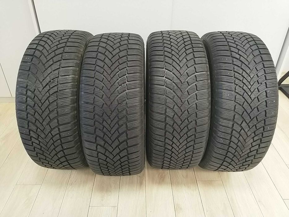 Bridgestone Blizzak LM005, 235/55/R17, 4бр. зимни гуми