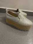 Adidasi guess nr 37