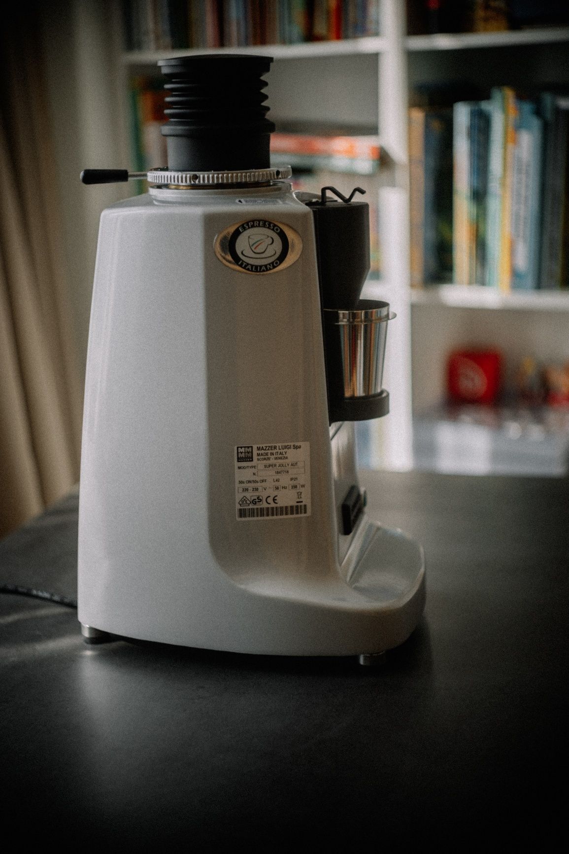 Продавам single dosing кафемелачка Mazzer Super Jolly