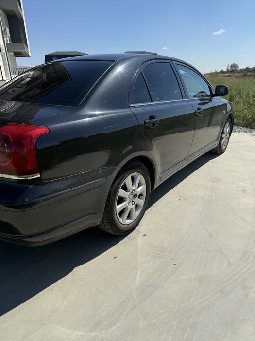 De vanzare Toyota Avensis Sedan