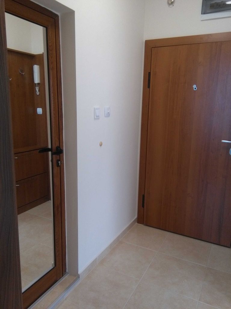 Дава се под наем Двустаен апартамент в Пловдив, Тракия - 78 кв.м за 392.7 € - Снимка #9