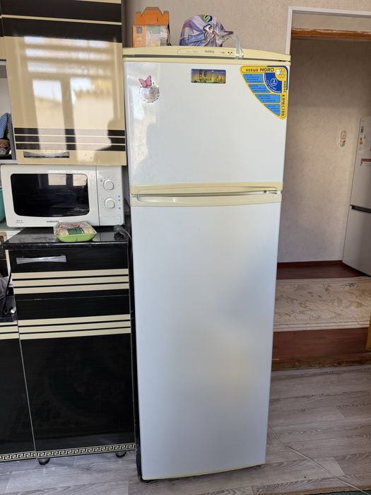 Холодильник б/у сатылады