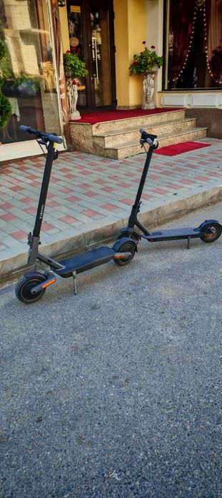 Schimb cu IPhone trotineta electrica Xiaomi 4 ULTRA noua