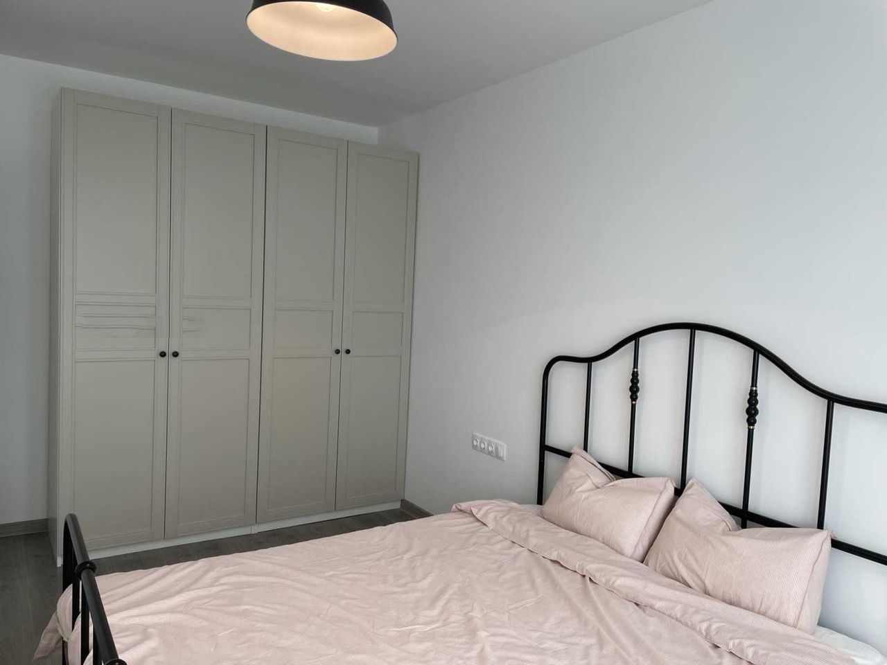 Дава се под наем Двустаен апартамент в София, Дружба 2 - 81 кв.м за 650 € - Снимка #3