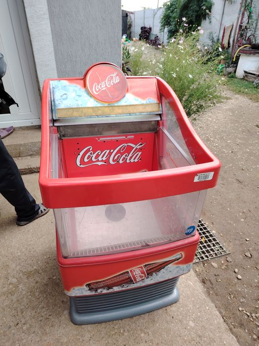 Vitrina frigorifica cu perdea de aer