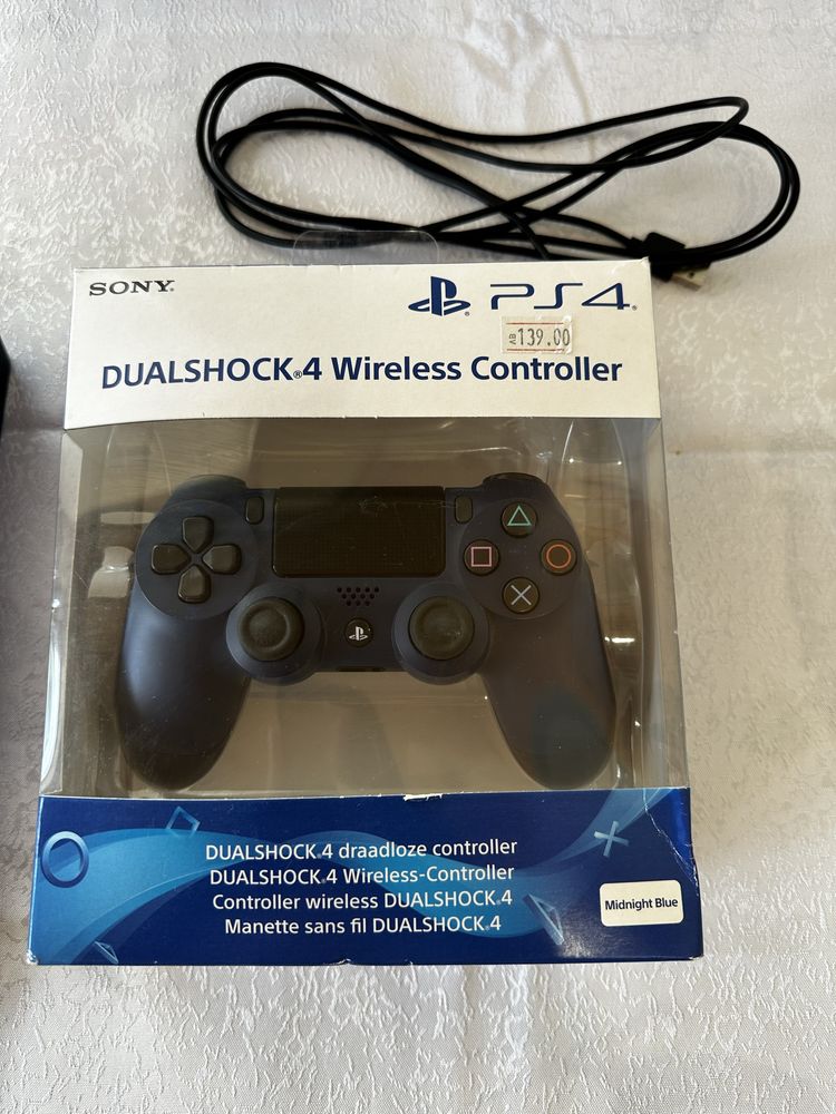 Playstation 4 Slim 1 TB