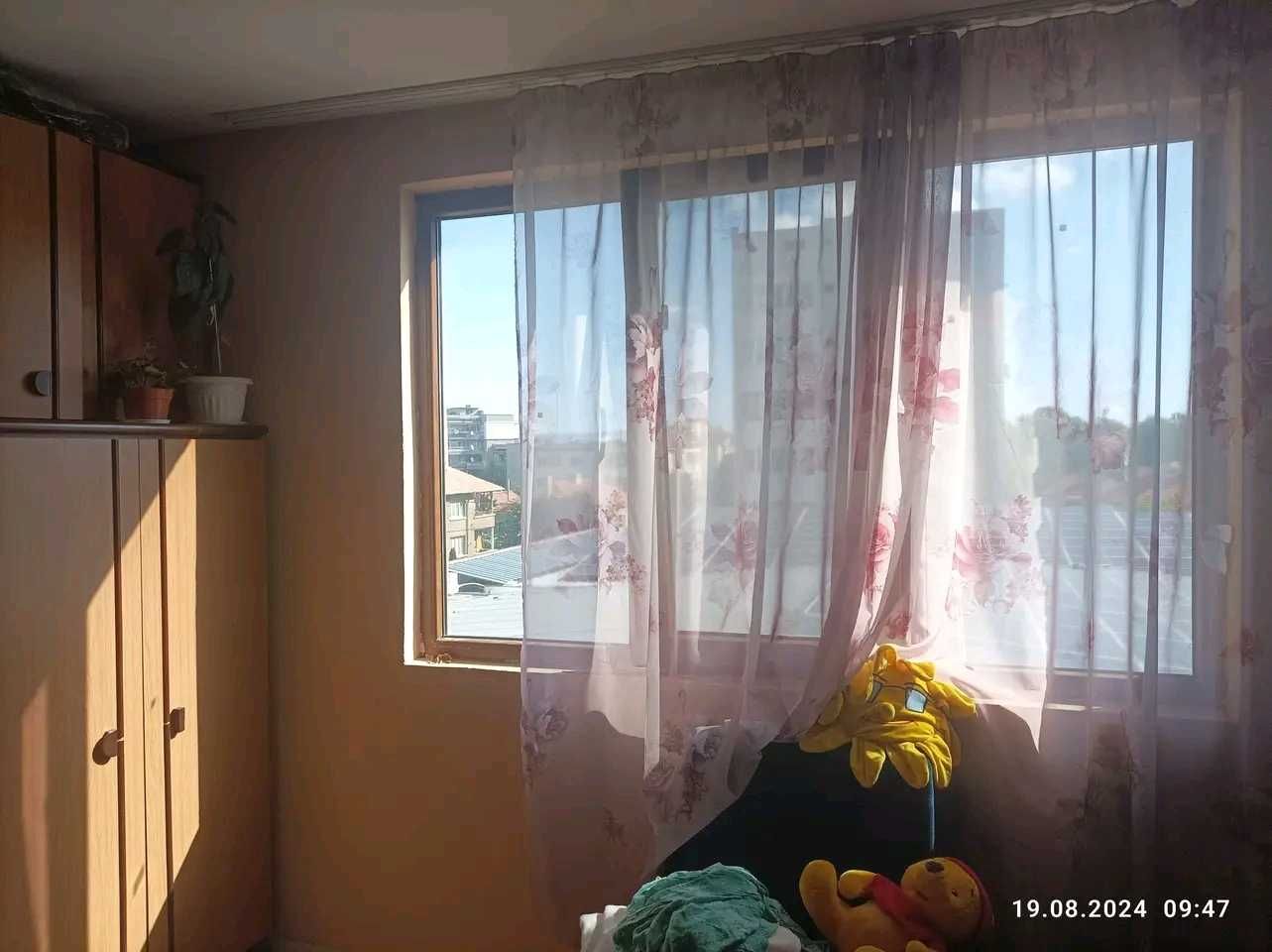 Продаваме етаж от къща близо до центъра