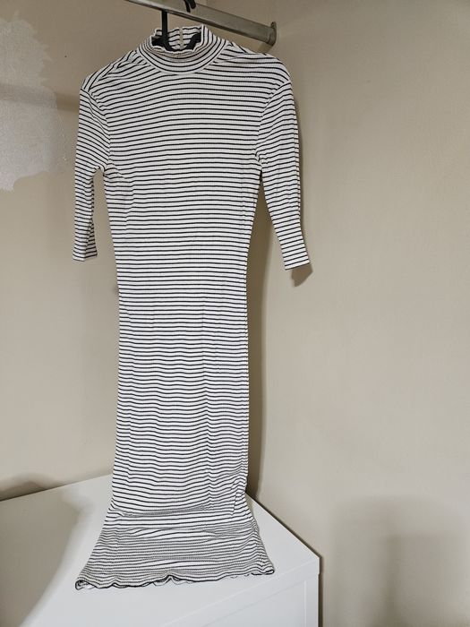 Rochie cu spatele gol