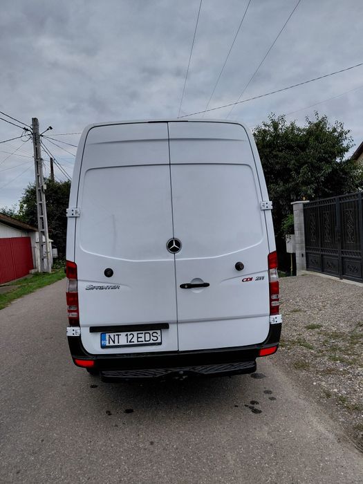 Vând Sprinter duba