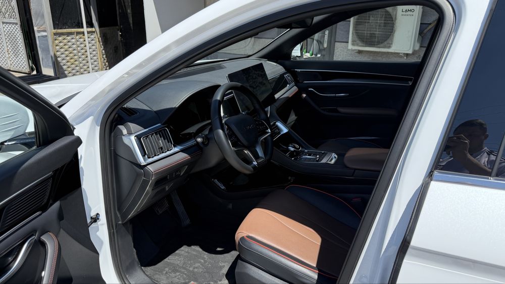 BYD SONG PLUS AWD Flagship (1,5 Ti Турбо)