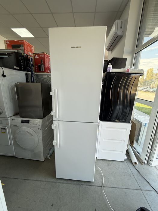 Хладилник с Фризер  LIEBHERR No Frost