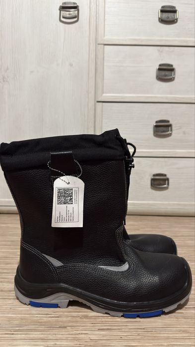 Спецобувь новый сапоги и ботинки