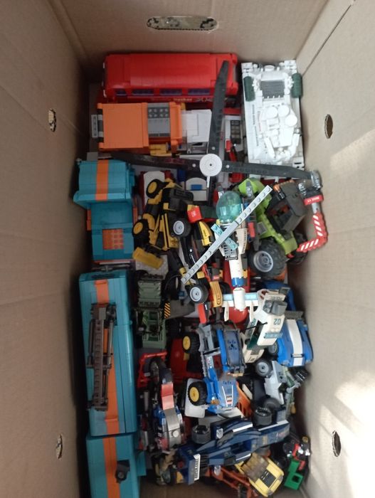 Лего конструктор  машина