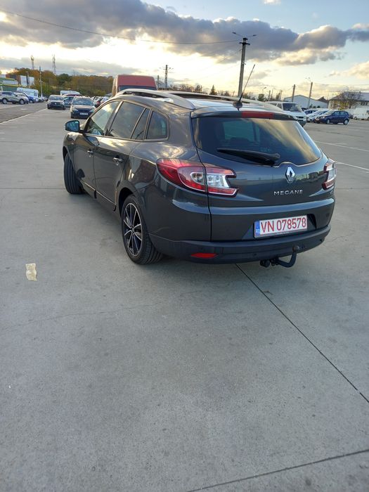 Renaul megan Bose line/Panoramic