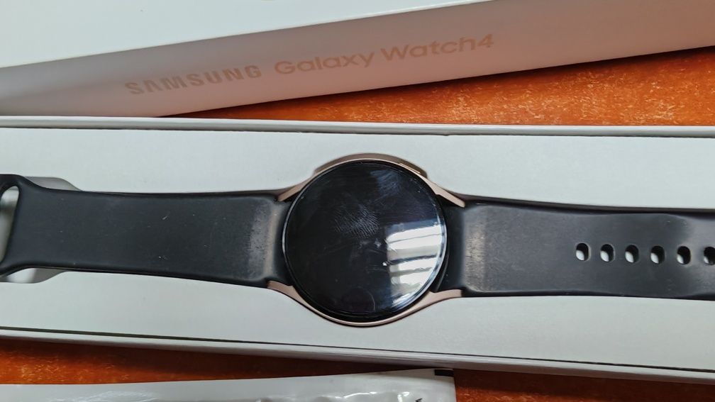 Samsung Galaxy Watch 4