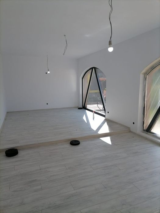 Amenajari interioare-exterioare