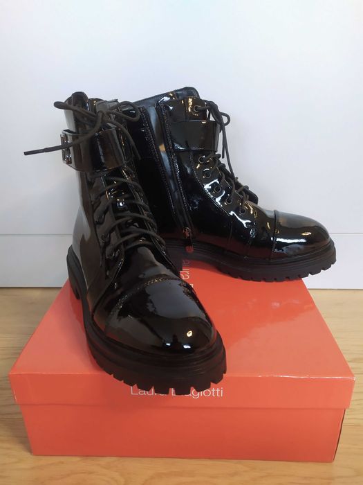 Дамси черни боти Laura Biagiotti N40