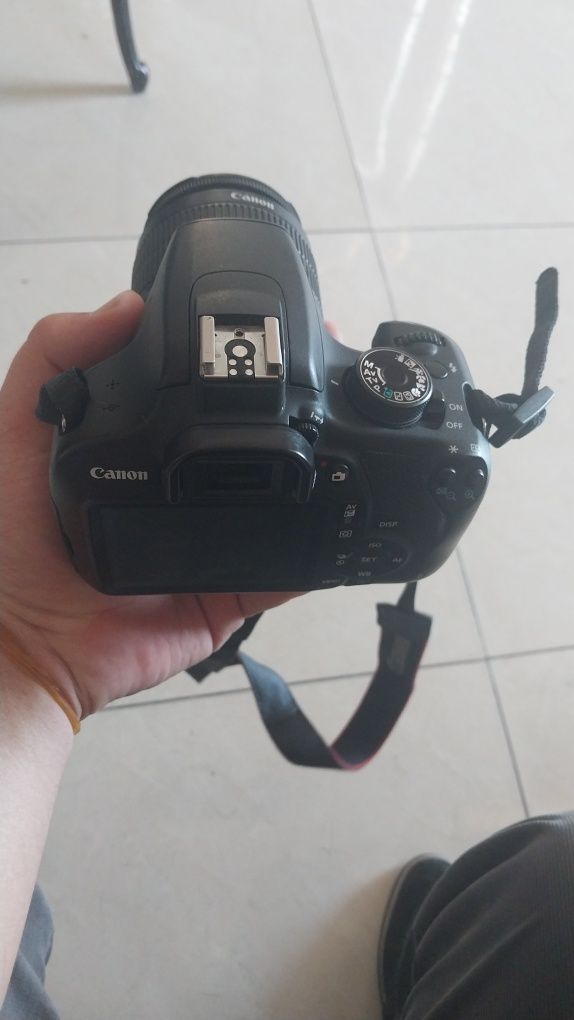 Фотоаппарат Canon 1200D