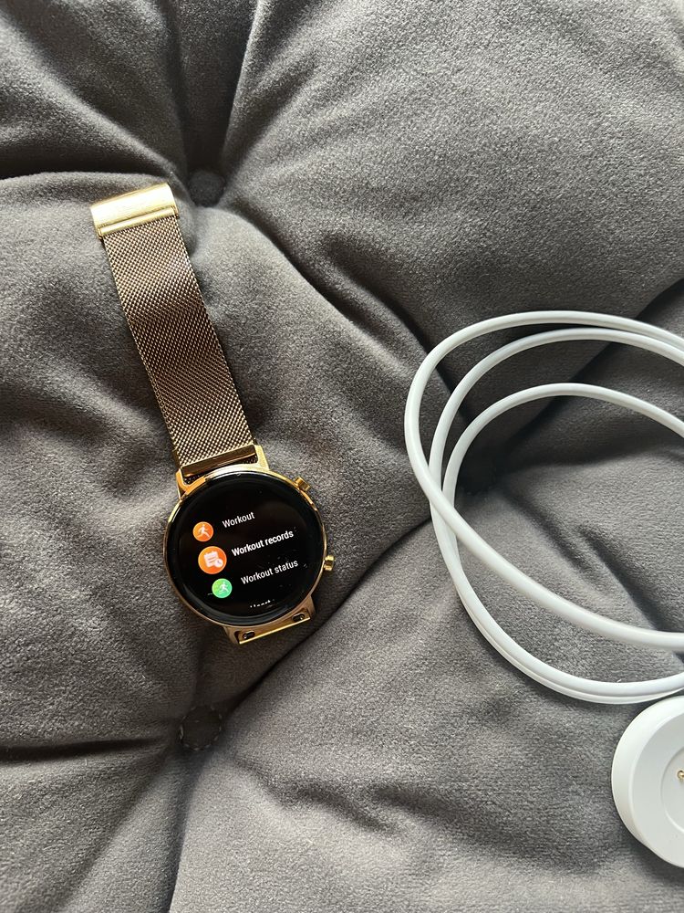 Смарт часовник Huawei GT2