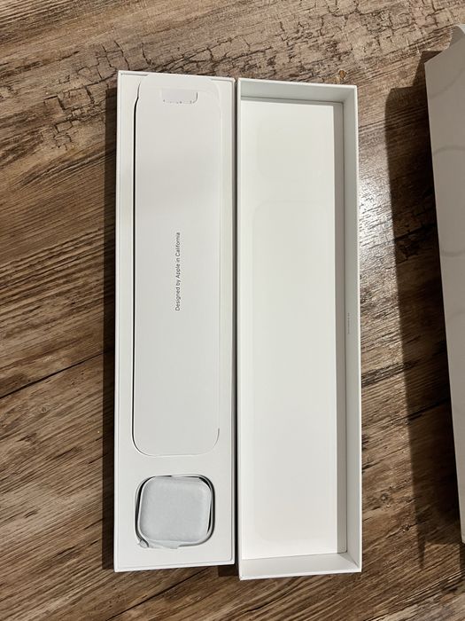 APPLE WATCH 6 в перфектно състояние