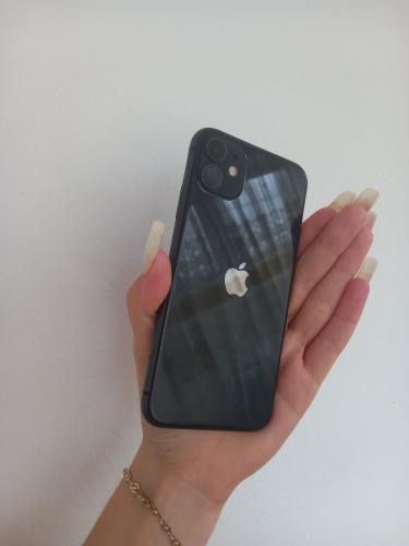 Iphone 11 capacitate 64 gb