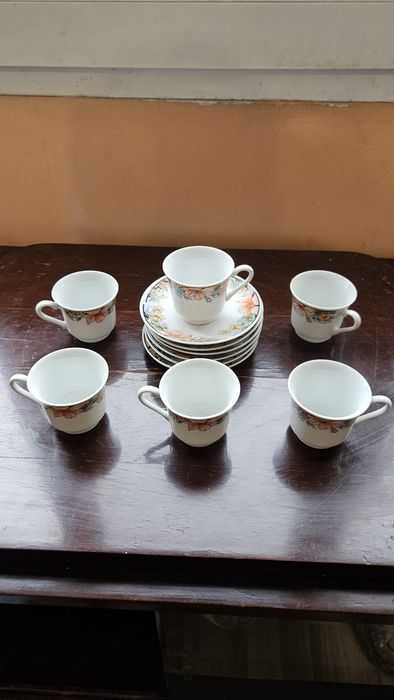 Порцеланов сервиз за кафе