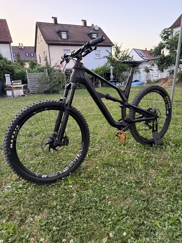 Canyon Spectral CF 9.0 XL - Фул Карбон - MTB